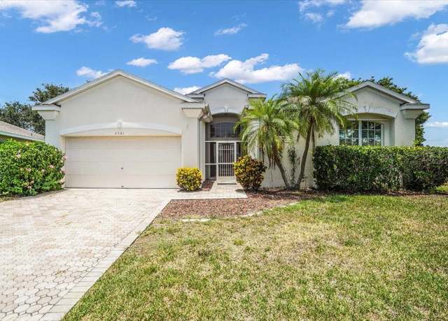 Property at 4701 50th Ave W, Bradenton, FL 34210, 3 beds, 2 baths