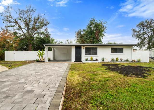 Property at 4042 Radnor Pl, Sarasota, FL 34233, 2 beds, 1 bath