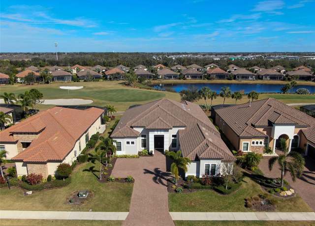 Property at 4745 Benito Ct, Lakewood Ranch, FL 34211, 3 beds, 3.5 baths