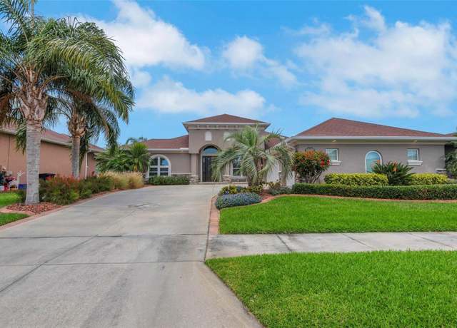 Property at 508 Bacio St, New Smyrna Beach, FL 32168, 3 beds, 2.5 baths