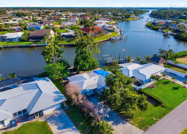 Property at 1921 Fairview Dr, Englewood, FL 34223, 3 beds, 2 baths