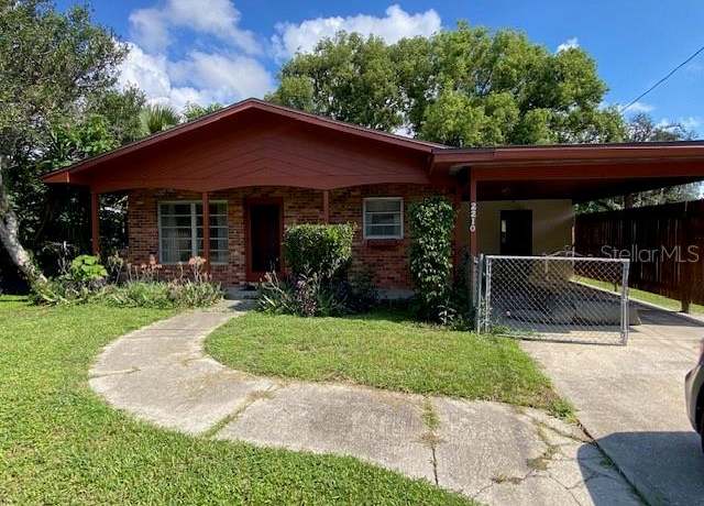 Property at 2210 Mahoney Ave, Leesburg, FL 34748, 3 beds, 1.5 baths
