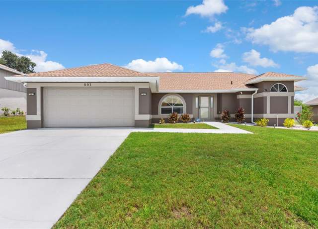 Property at 801 Hunt Dr, Lake Wales, FL 33853, 3 beds, 2 baths