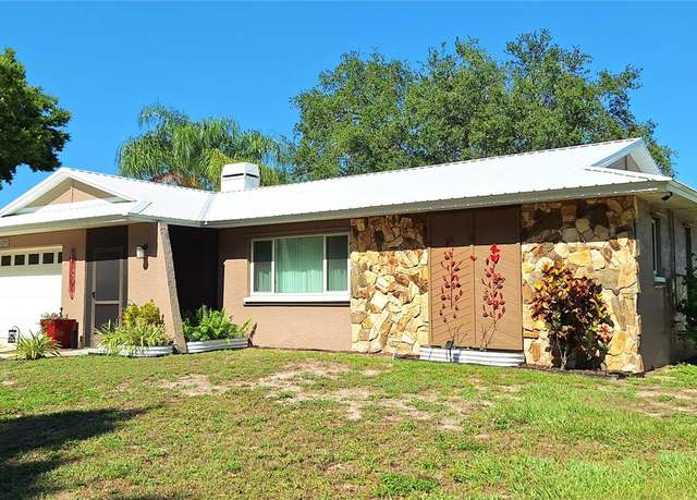 Property at 1291 Stony Brook Ln, Dunedin, FL 34698, 4 beds, 2 baths