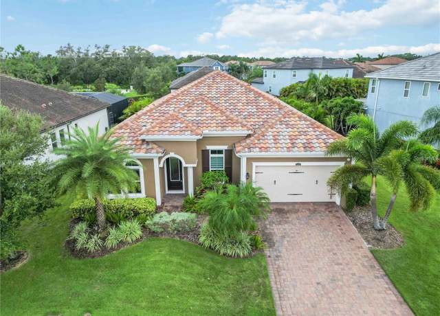 Property at 12132 Gannett Pl, Bradenton, FL 34211, 4 beds, 3.5 baths