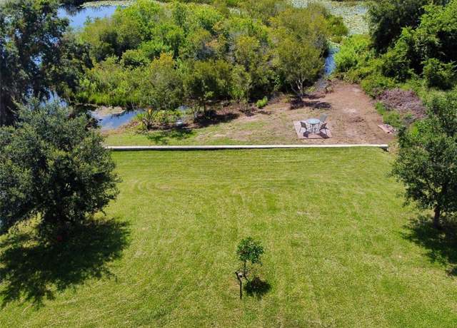 Property at 605 Black Eagle Dr, Groveland, FL 34736, 5 beds, 3.5 baths