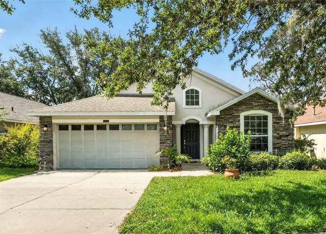 Property at 10408 Stonepark Dr, Leesburg, FL 34788, 4 beds, 2 baths