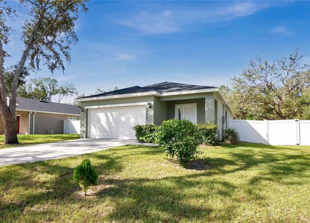 Property at 1780 Grand Oak Dr, Apopka, FL 32703, 3 beds, 2 baths
