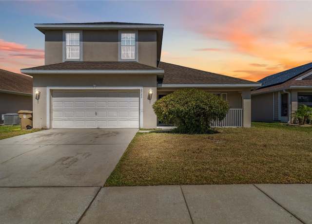 Property at 2723 Callaway Ln, Kissimmee, FL 34744, 4 beds, 3.5 baths