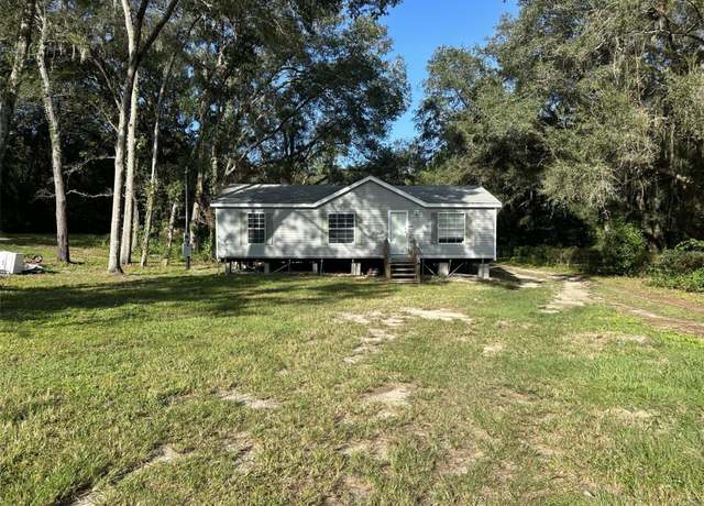 Property at 640 SE 10th St, Williston, FL 32696, 3 beds, 2 baths