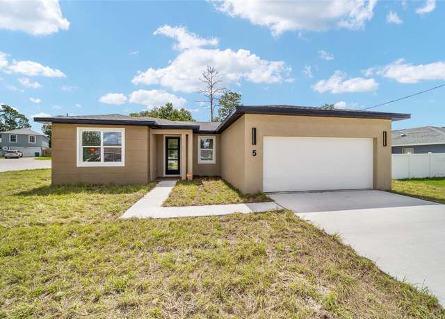 Property at 5 Dogwood Loop Ave, Ocala, FL 34472, 3 beds, 2 baths