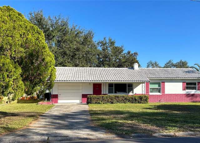 Property at 2833 62nd St N, St Petersburg, FL 33710, 3 beds, 1 bath