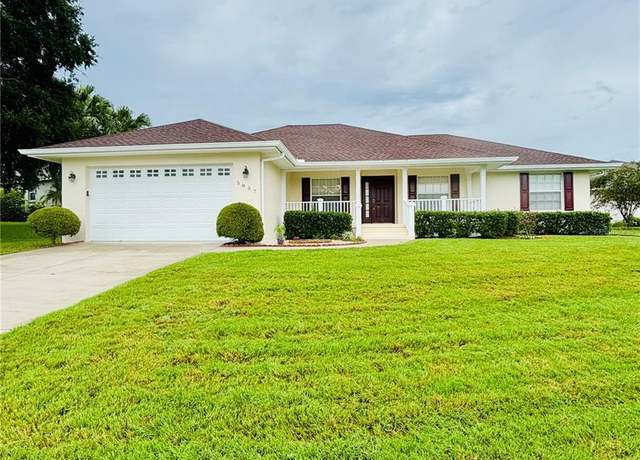 Property at 5857 Manchester Dr W, Lakeland, FL 33810, 3 beds, 2 baths