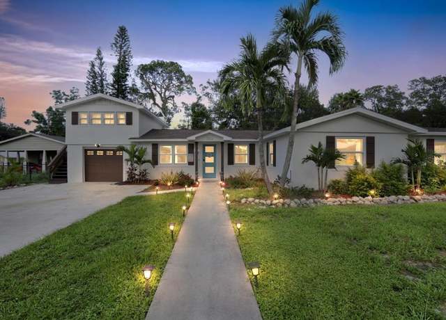 Property at 303 48th St W, Bradenton, FL 34209, 6 beds, 4 baths