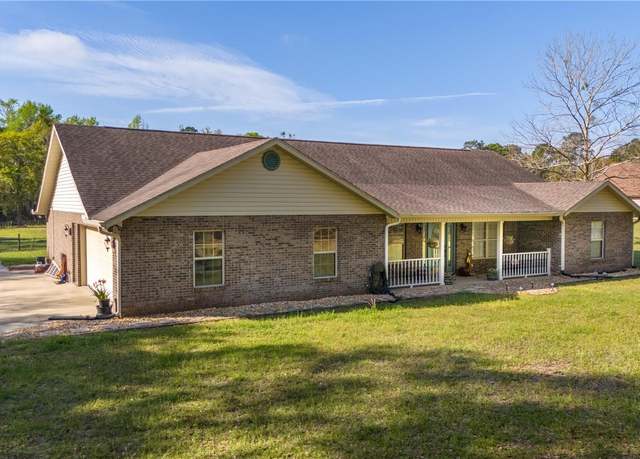 Property at 4734 SW 73rd Trl, Lake Butler, FL 32054, 4 beds, 2 baths