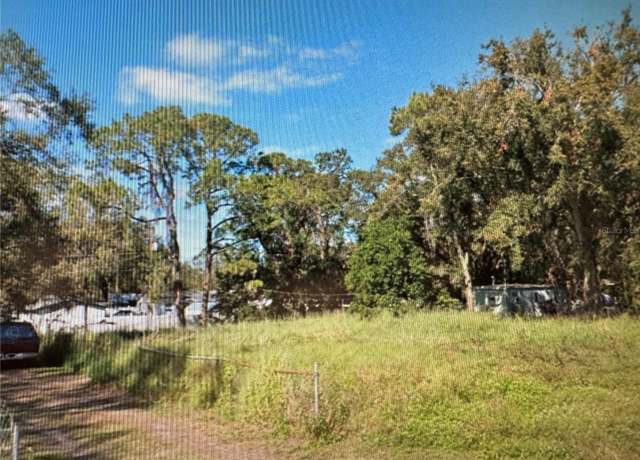 Property at 2410 Thompson St, Auburndale, FL 33823