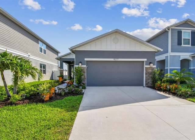 Property at 9577 Sandy Bluffs Cir, Parrish, FL 34219, 3 beds, 2 baths