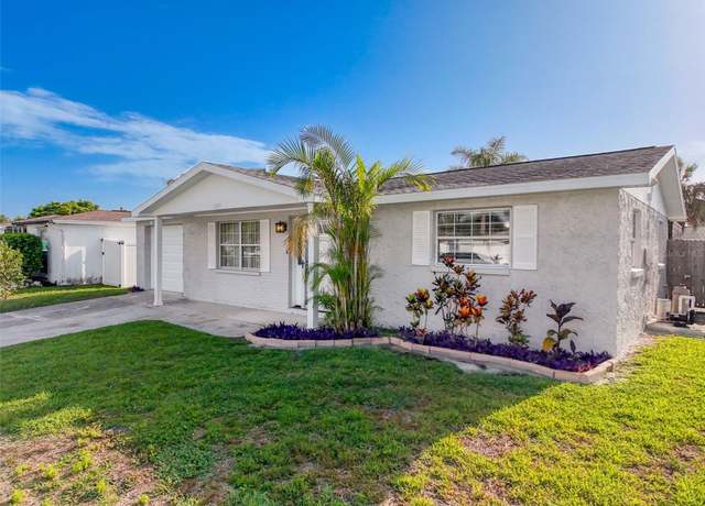 Property at 10029 Freestone Ln, Port Richey, FL 34668, 2 beds, 1 bath