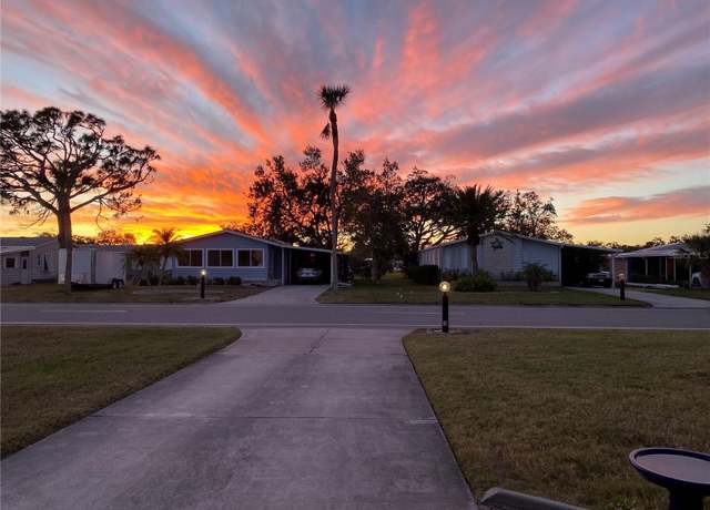 Property at 743 Tangerine Woods Blvd, Englewood, FL 34223, 2 beds, 2 baths