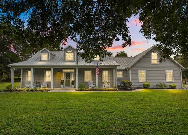 Property at 32530 Senese Rd, Sorrento, FL 32776, 3 beds, 2 baths
