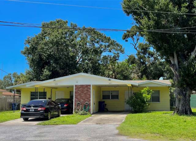 Property at 2711-2713 47th Ave W, Bradenton, FL 34207, 4 beds, 2 baths