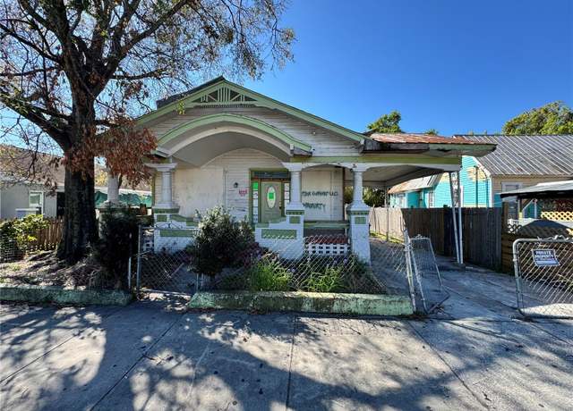 Property at 921 E 12th Ave, Tampa, FL 33605, 3 beds, 1 bath