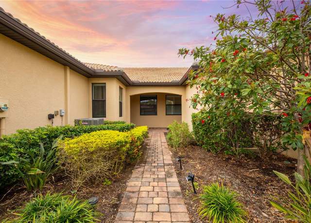 Property at 18891 Lanuvio St, Venice, FL 34293, 2 beds, 2 baths