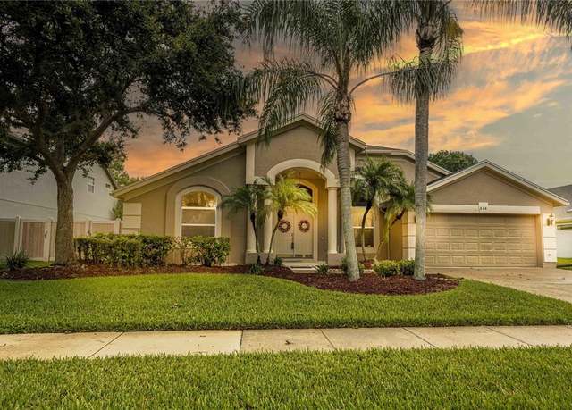 Property at 806 Grovesmere Loop, Ocoee, FL 34761, 4 beds, 3 baths