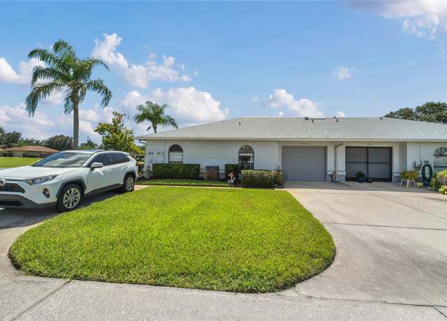 Property at 23205 Club Villas Dr #30, Land O Lakes, FL 34639, 2 beds, 2 baths