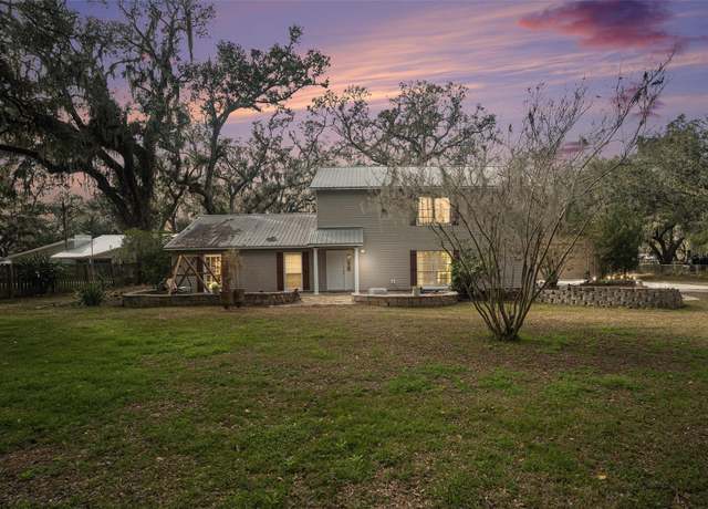 Property at 8575 Carey Rd, Lithia, FL 33547, 3 beds, 2.5 baths