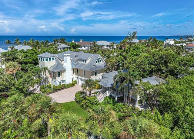 Property at 2021 20th St W, Boca Grande, FL 33921, 8 beds, 7 baths