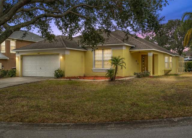Property at 1685 Waterview Loop, Haines City, FL 33844, 4 beds, 2 baths