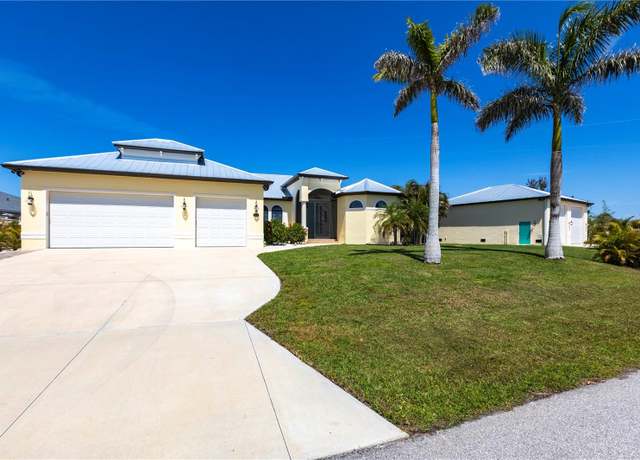 Property at 3215 Peace River Dr, Punta Gorda, FL 33983, 3 beds, 2 baths