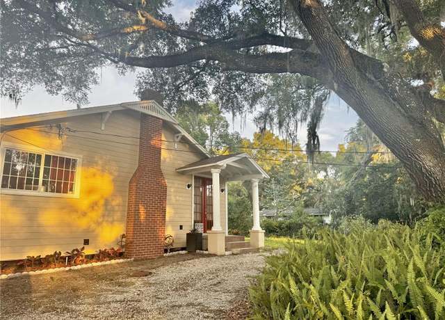 Property at 3005 NE 19th Ave, Ocala, FL 34479, 3 beds, 2 baths