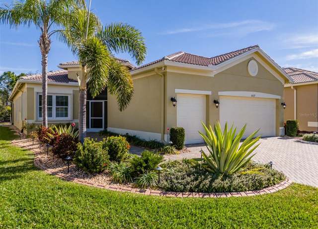 Property at 16122 Cedar Key Dr, Wimauma, FL 33598, 3 beds, 2.5 baths