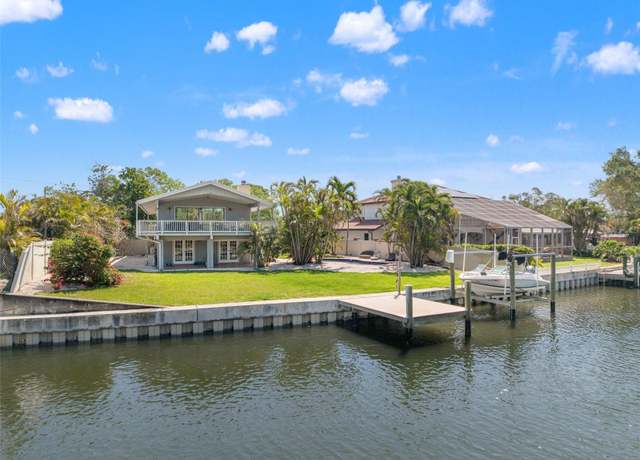 Property at 3901 Pompano Dr SE, St Petersburg, FL 33705, 2 beds, 3 baths