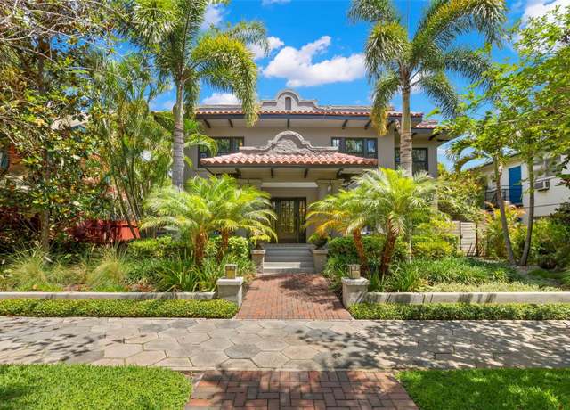 Property at 345 8th Ave NE, St Petersburg, FL 33701, 5 beds, 4.5 baths
