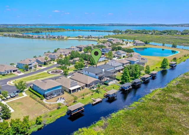 Property at 722 Barefoot Bay Loop, Clermont, FL 34736, 5 beds, 4 baths
