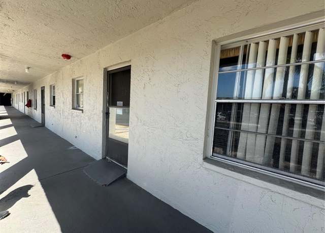 Property at 3078 Lake Bayshore Dr #122, Bradenton, FL 34205, 2 beds, 2 baths