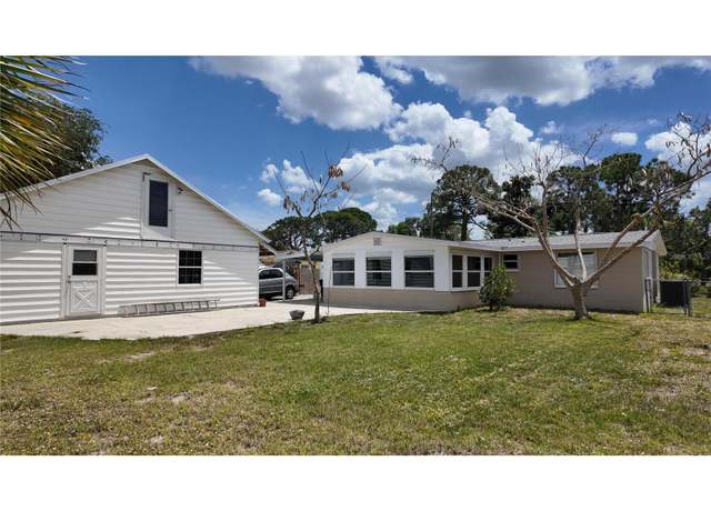 Property at 1620 Lakeview Pl, Englewood, FL 34223, 3 beds, 2 baths