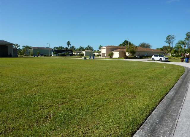 Property at 311 Nolane Ln, Polk City, FL 33868