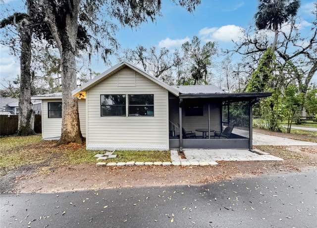 Property at 11201 Blendale Dr, Riverview, FL 33569, 3 beds, 2 baths