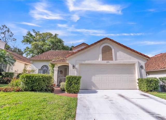 Property at 1376 Augusta National Blvd, Winter Springs, FL 32708, 3 beds, 2.5 baths