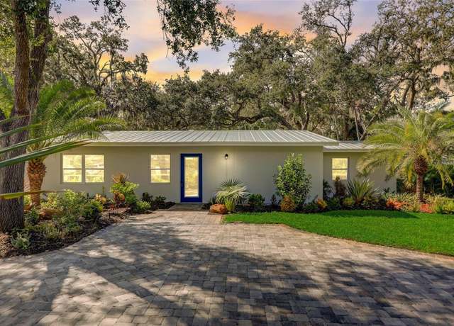 Property at 730 40th St, Sarasota, FL 34234, 4 beds, 2 baths