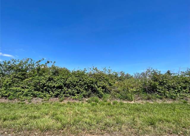Property at 7474 Sioux St, Port Charlotte, FL 33981