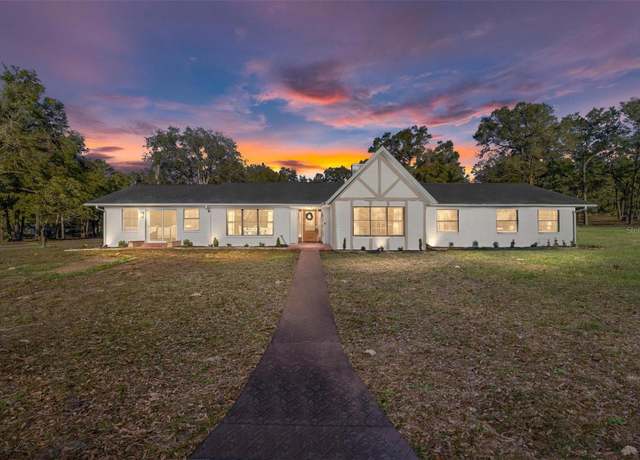 Property at 12135 SW 107th Street Rd, Dunnellon, FL 34432, 4 beds, 3 baths