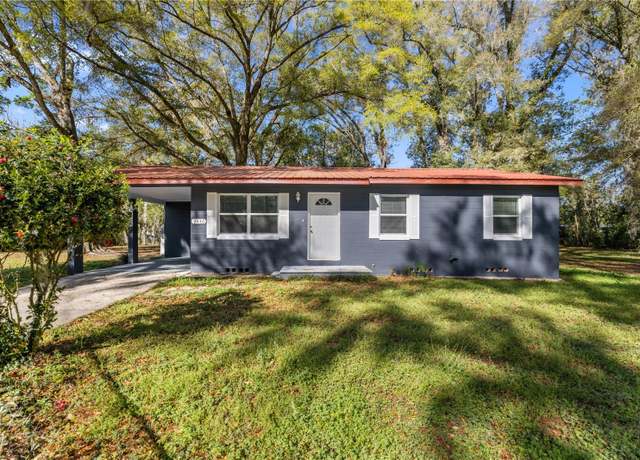 Property at 2440 NE 13th Ave, Ocala, FL 34470, 3 beds, 1 bath