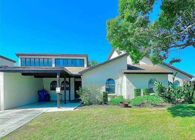 Property at 9107 Lingrove Rd, Weeki Wachee, FL 34613, 2 beds, 2 baths