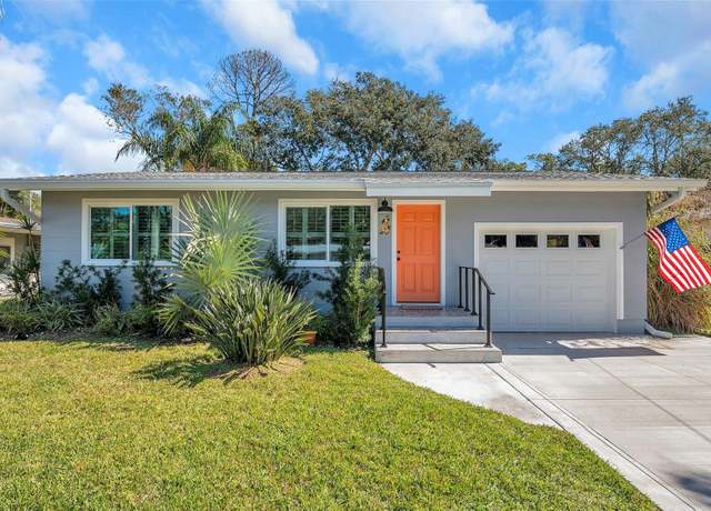 Property at 1841 Douglas Ave, Dunedin, FL 34698, 2 beds, 1 bath