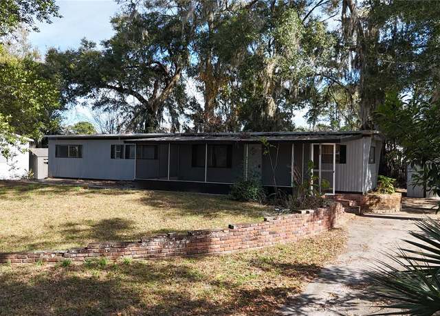 Property at 9125 SW 28th Ter, Ocala, FL 34476, 2 beds, 1 bath